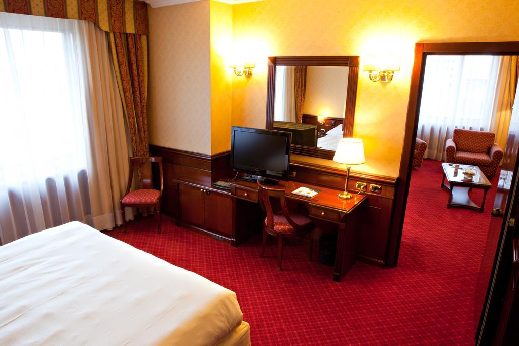Atahotel Executive Милан Номер фото