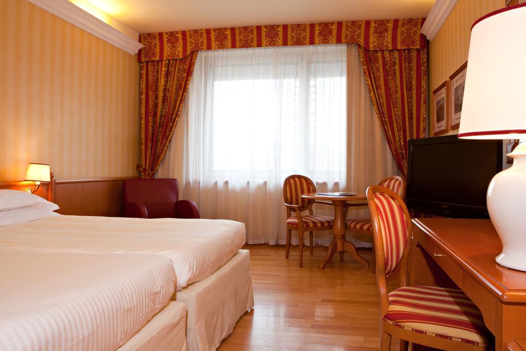 Atahotel Executive Милан Номер фото