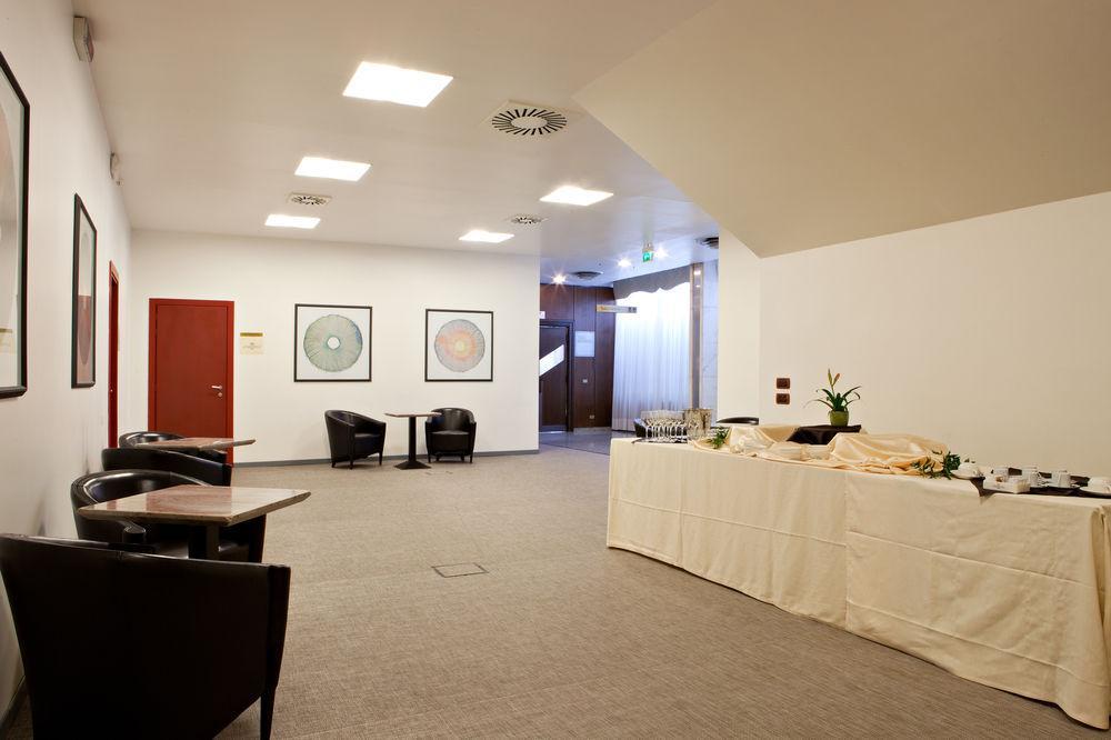Atahotel Executive Милан Экстерьер фото